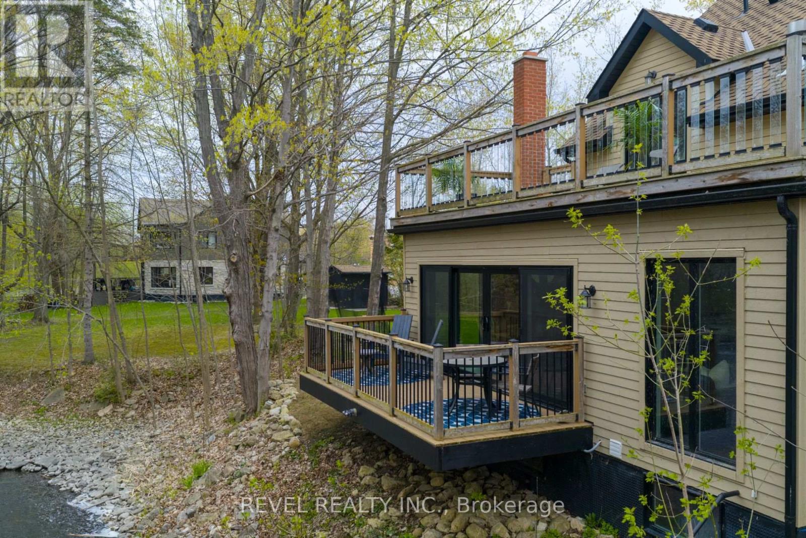 1470 QUEEN STREET W - 38