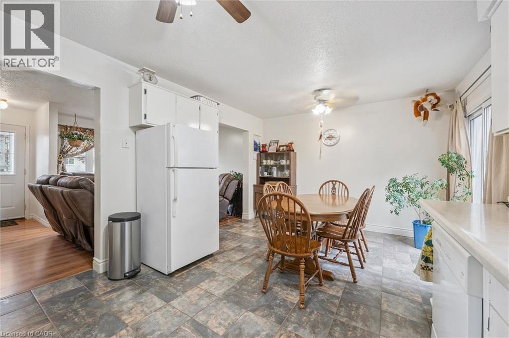 105 ORIOLE Parkway, Elmira, Ontario, N3B1C2 — Photo 31