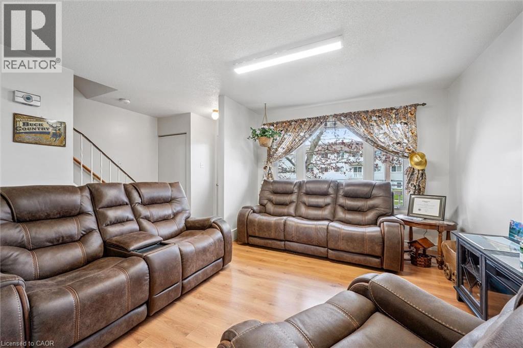 105 ORIOLE Parkway, Elmira, Ontario, N3B1C2 — Photo 20