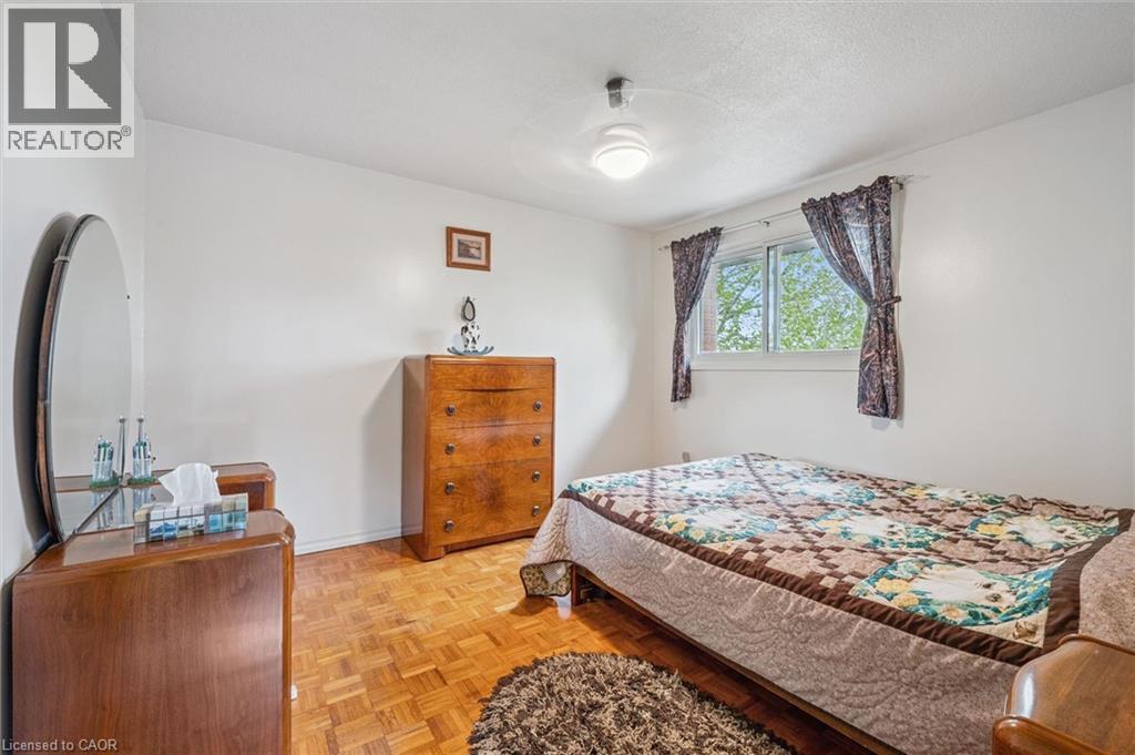 105 ORIOLE Parkway, Elmira, Ontario, N3B1C2 — Photo 14
