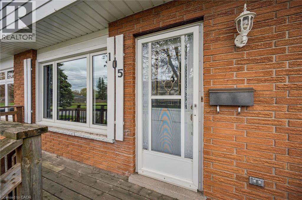 105 ORIOLE Parkway, Elmira, Ontario, N3B1C2 — Photo 4