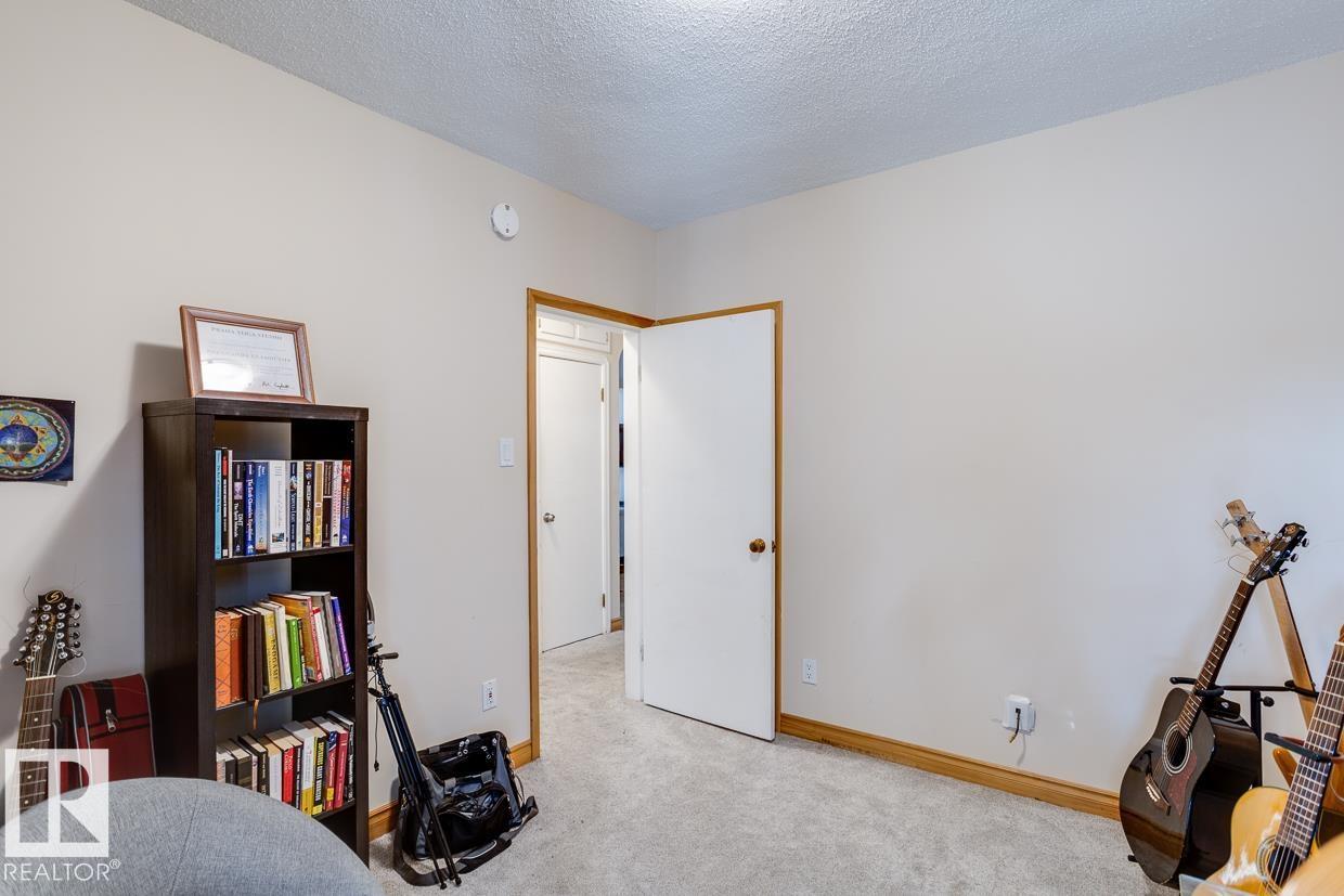 14002 106 AV NW - 24