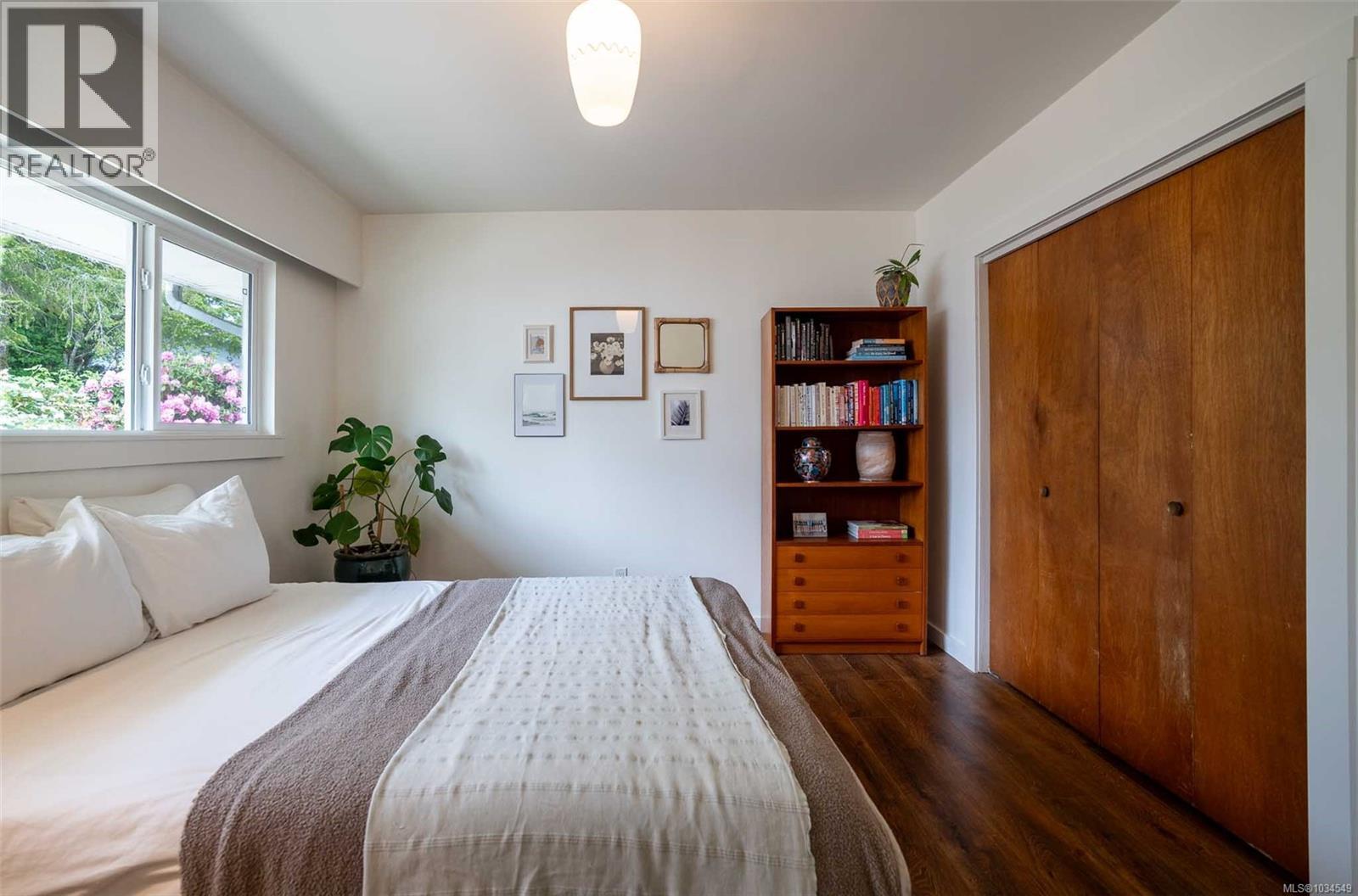 231 Otter St - 28