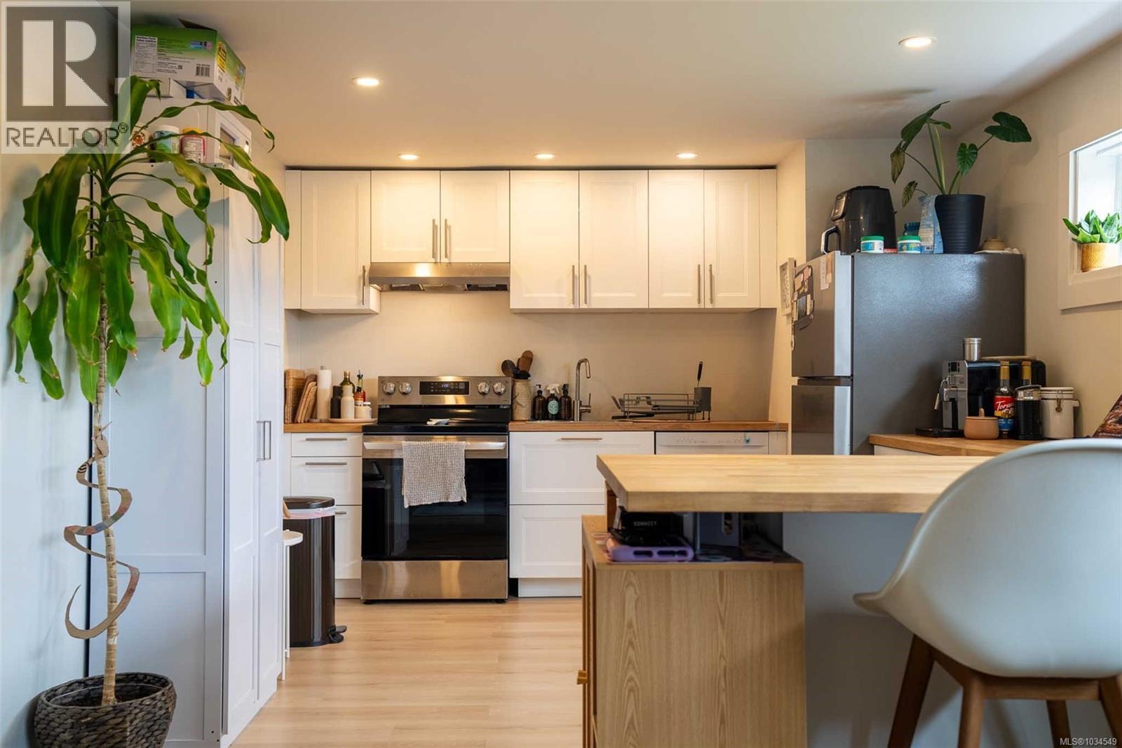 231 Otter St - 41