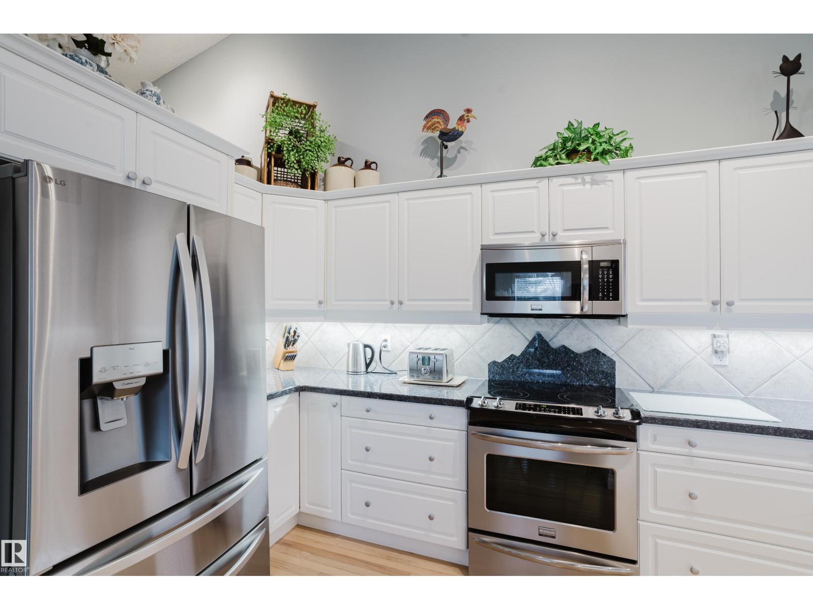#25 929 PICARD DR NW, Edmonton