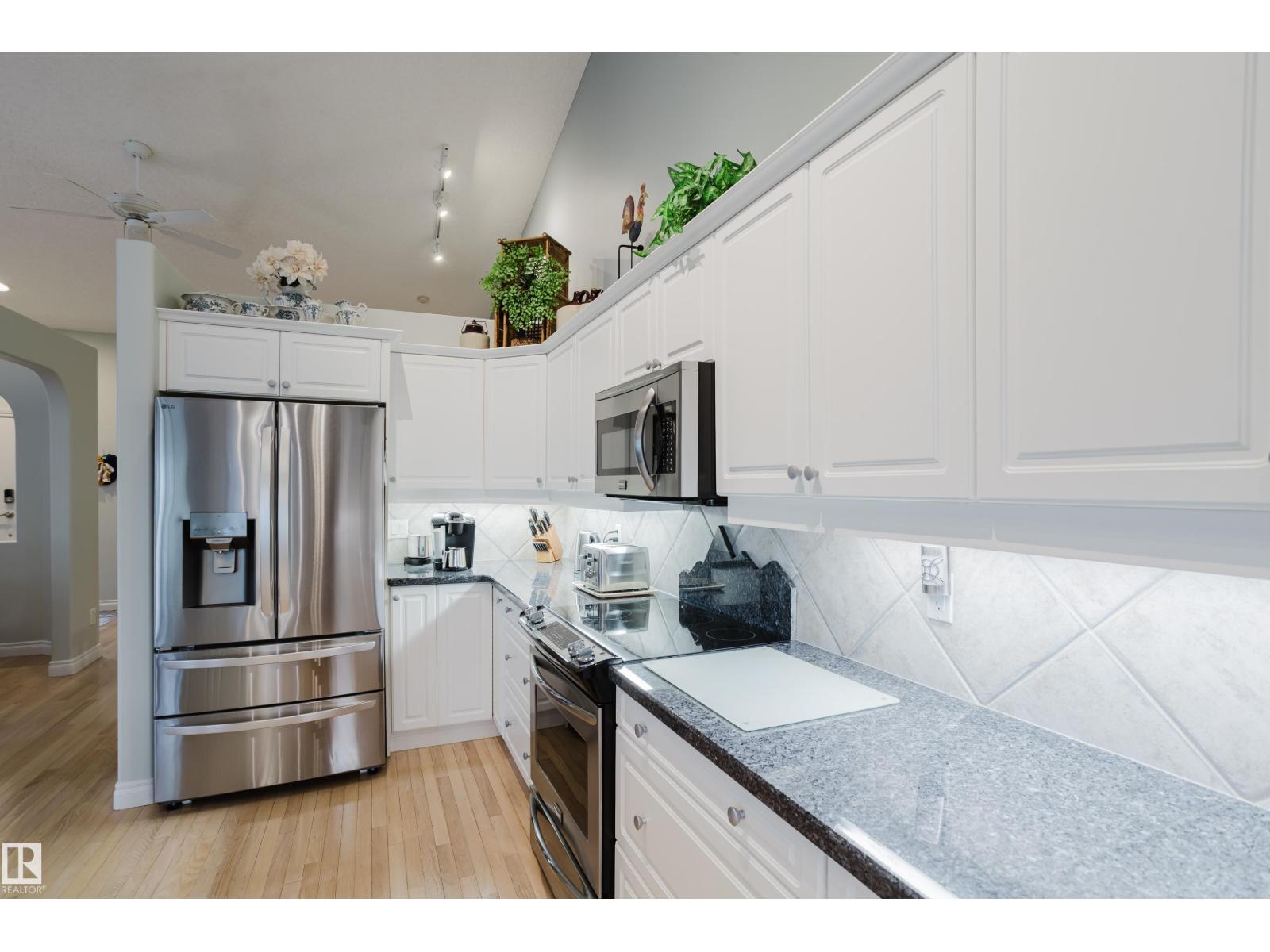 #25 929 PICARD DR NW, Edmonton