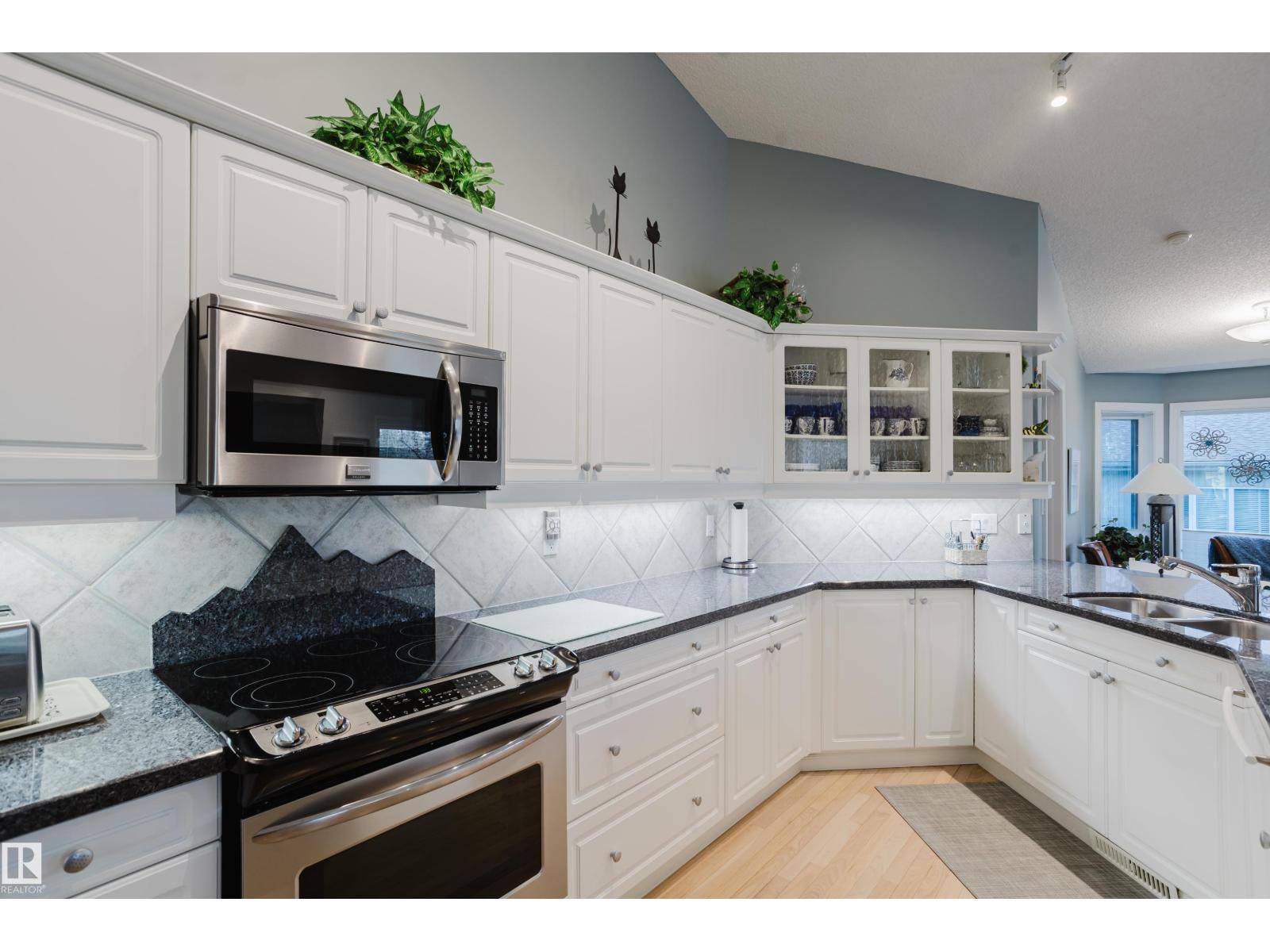 #25 929 PICARD DR NW, Edmonton