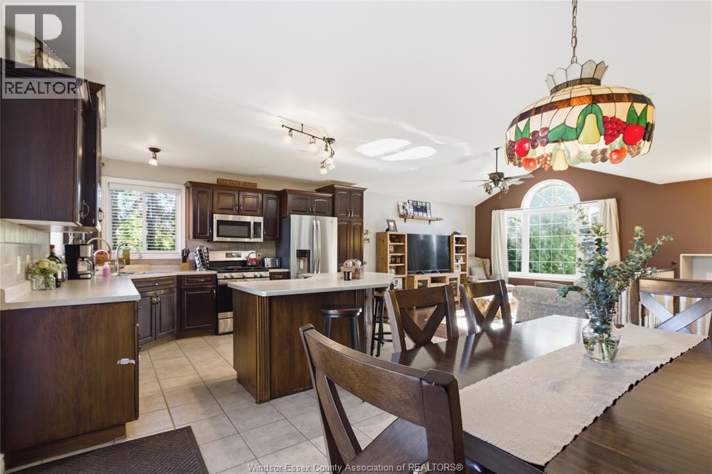416 LILLIAN LANE, Lakeshore, Ontario, N0R1A0 — Photo 38