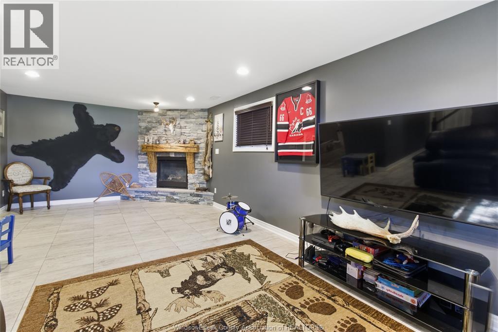 416 LILLIAN LANE, Lakeshore, Ontario, N0R1A0 — Photo 29