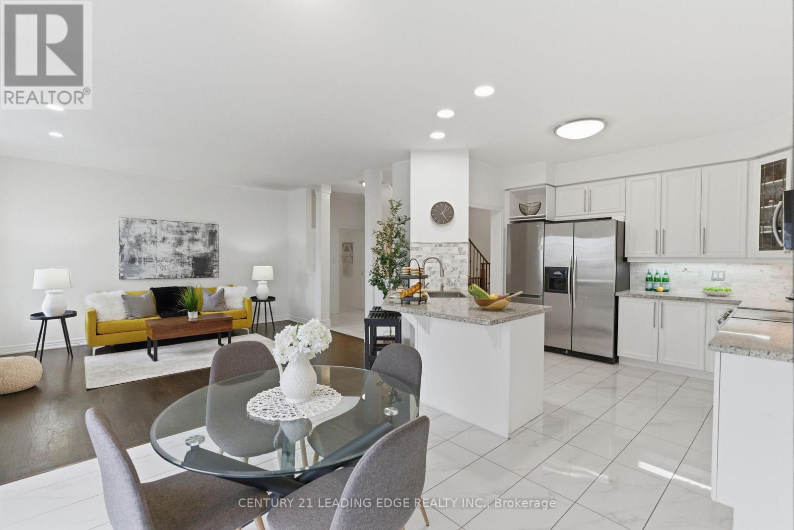 62 JAMES ROWE DRIVE - 19