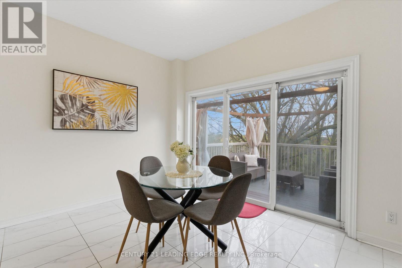 62 JAMES ROWE DRIVE - 17