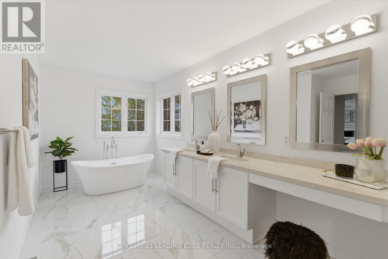 62 JAMES ROWE DRIVE - 28