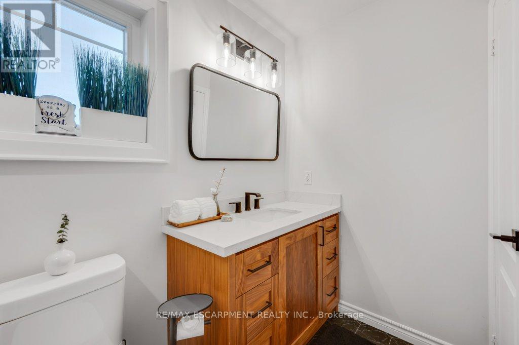 1360 ASHWOOD TERRACE - 24