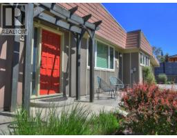 812 Paret Road, Kelowna
