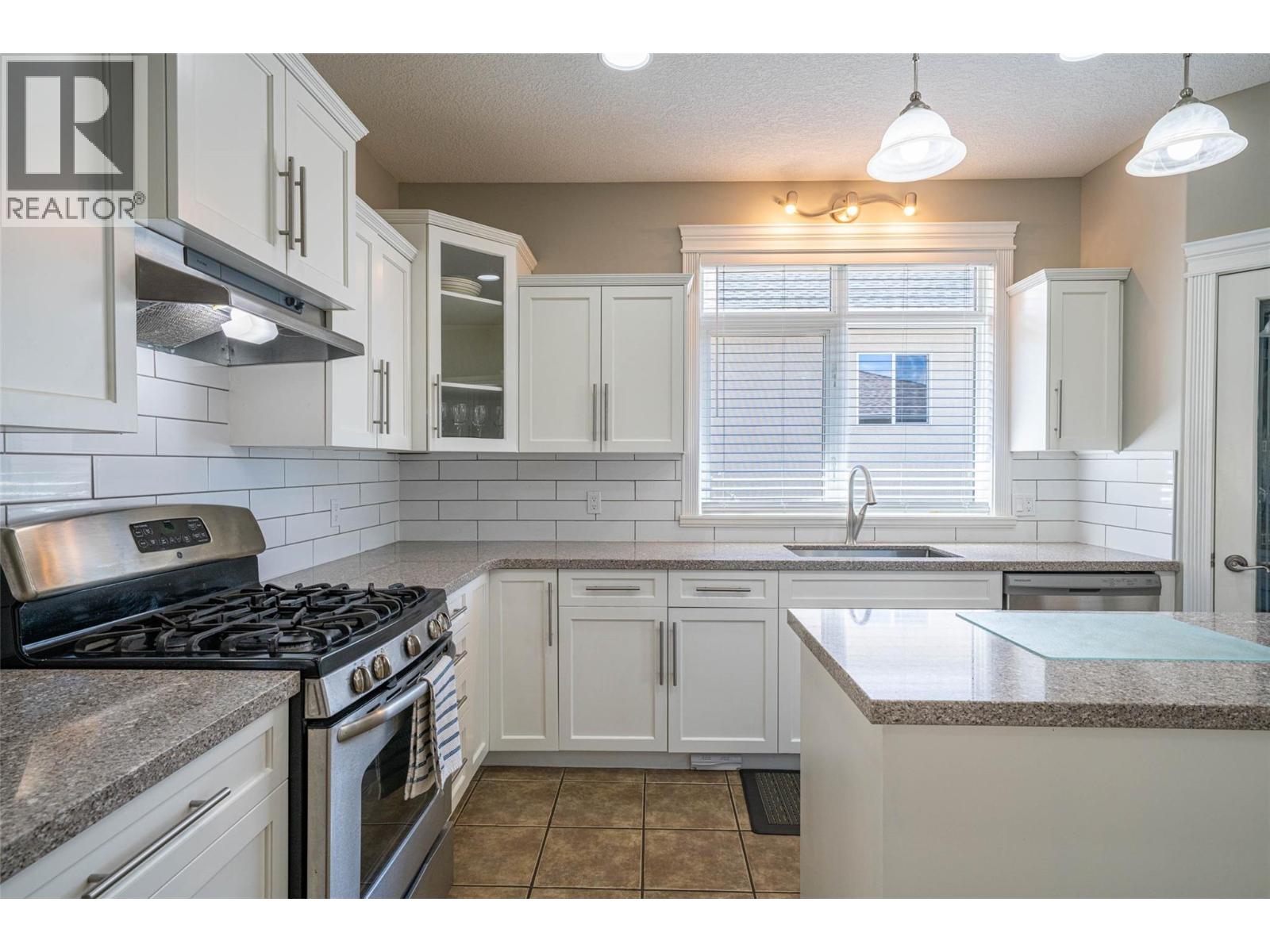 733 Mt York Drive - 19