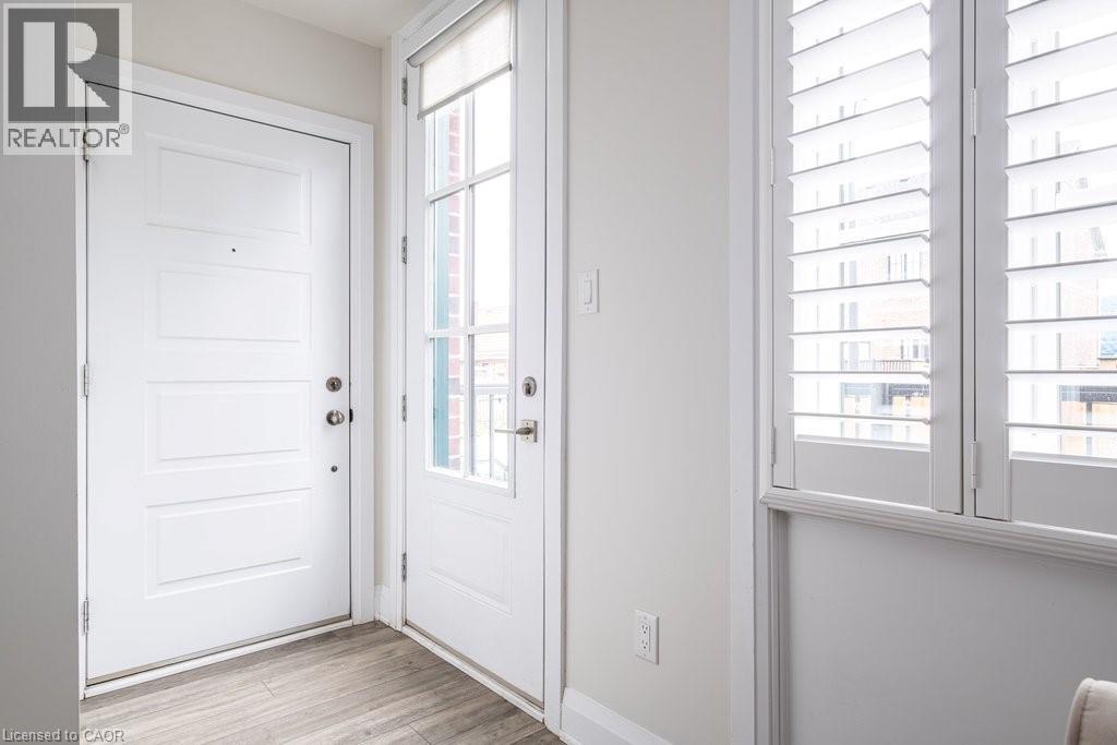 #202 12 BLANSHARD Street - 3