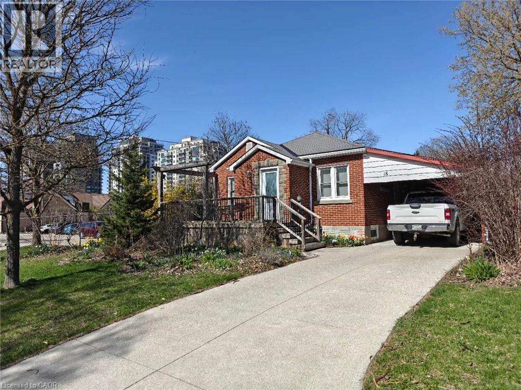18 DUNBAR Road S, Waterloo, Ontario, N2L2E1 — Photo 9