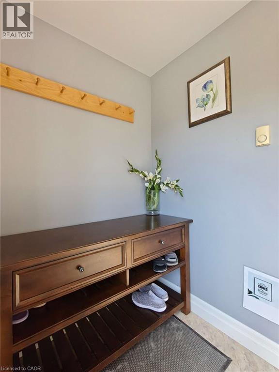 18 DUNBAR Road S, Waterloo, Ontario, N2L2E1 — Photo 13