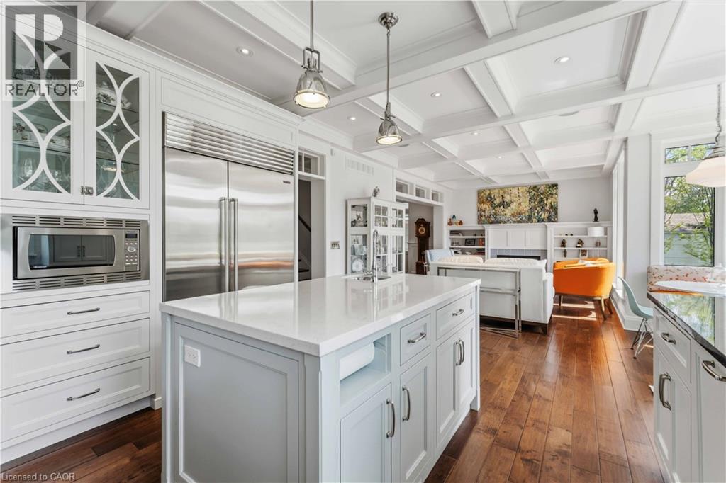 20 SHAKESPEARE Avenue - 25