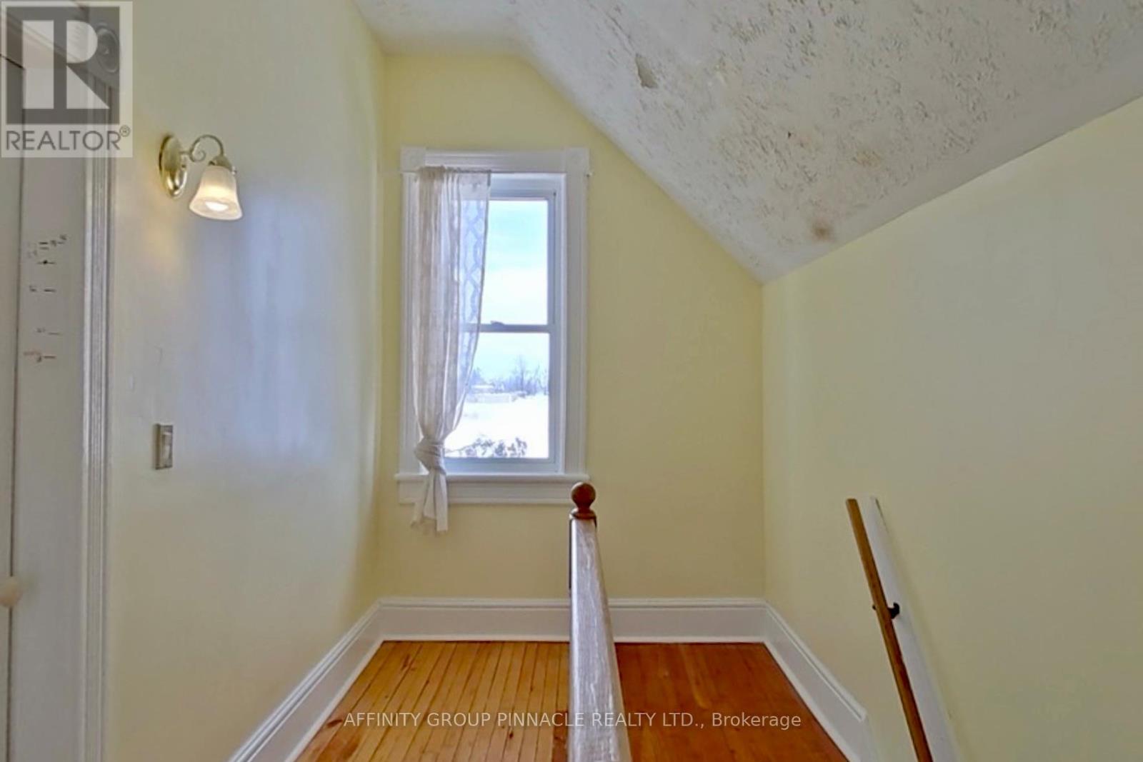 482 PORTAGE ROAD - 22
