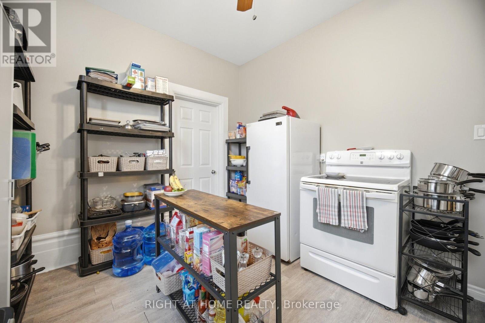190 SHERIDAN STREET - 10