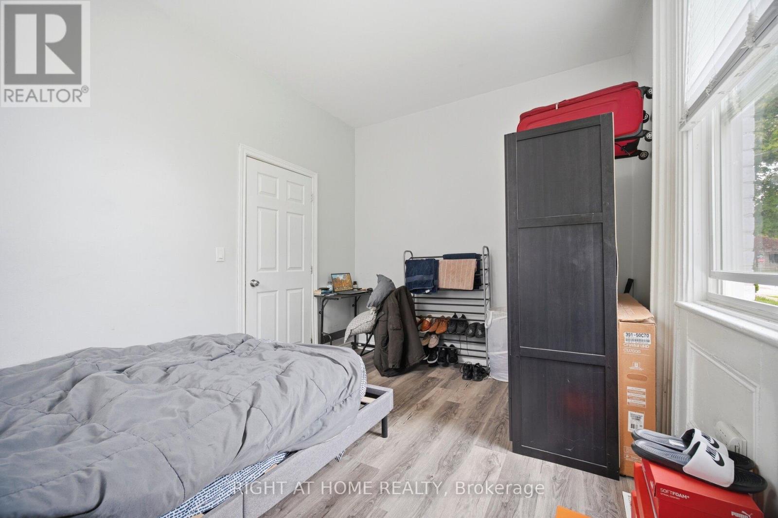 190 SHERIDAN STREET - 24