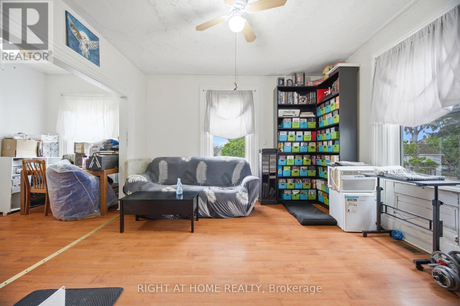 190 SHERIDAN STREET - 32