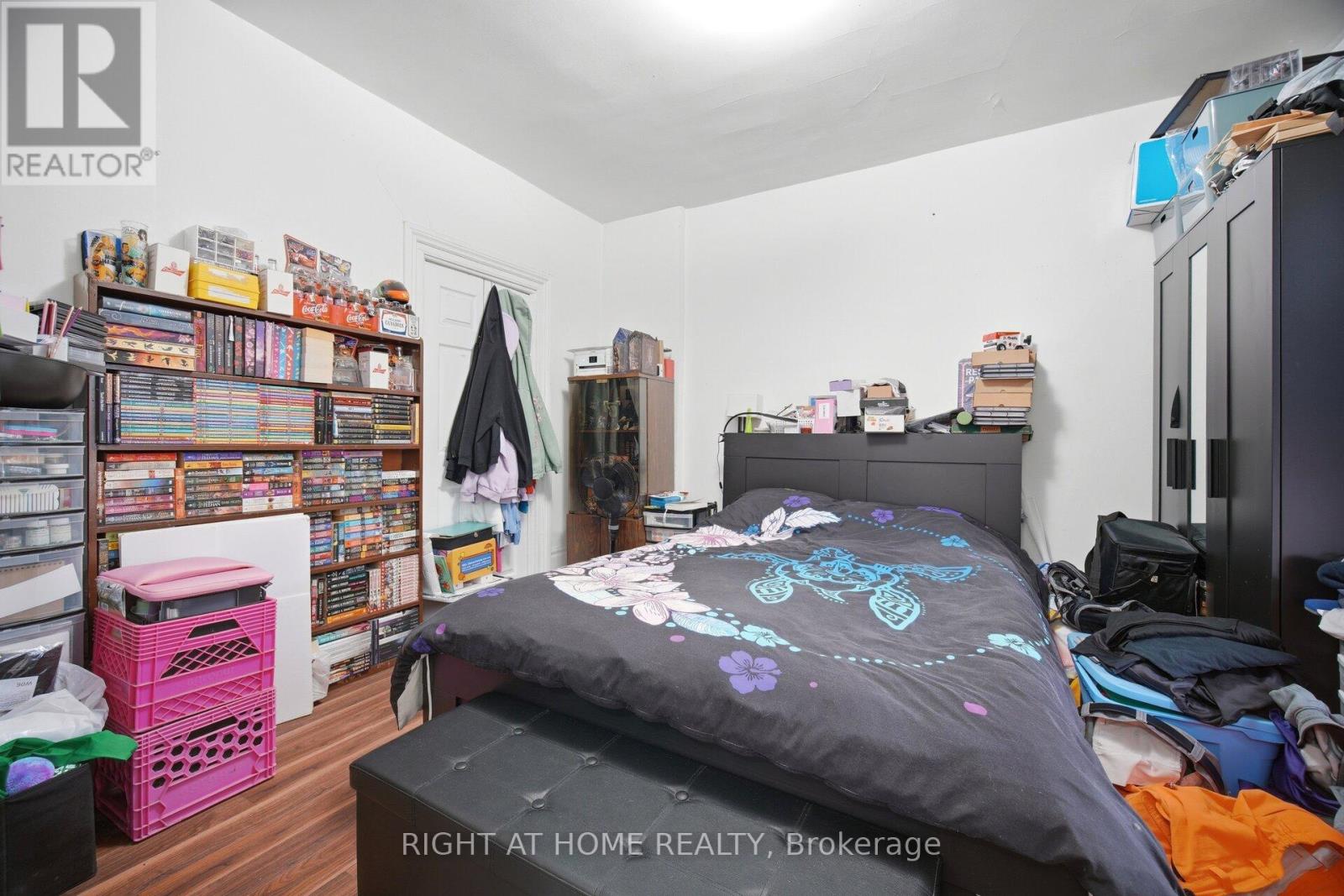 190 SHERIDAN STREET - 39