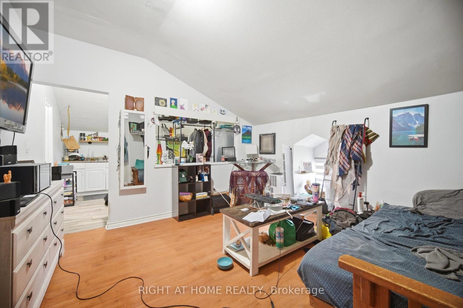 190 SHERIDAN STREET - 41