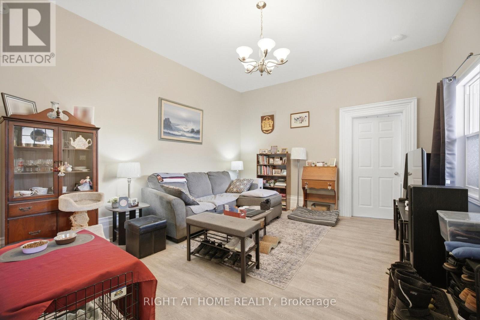 190 SHERIDAN STREET - 6