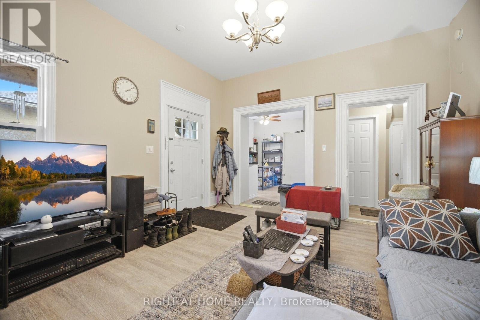 190 SHERIDAN STREET - 7