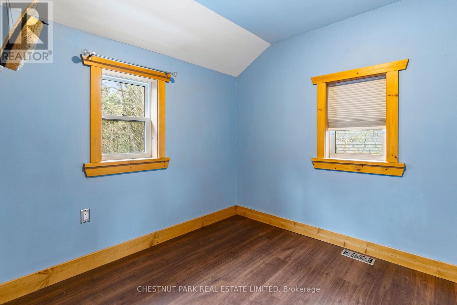 318 HIGHLAND STREET - 21