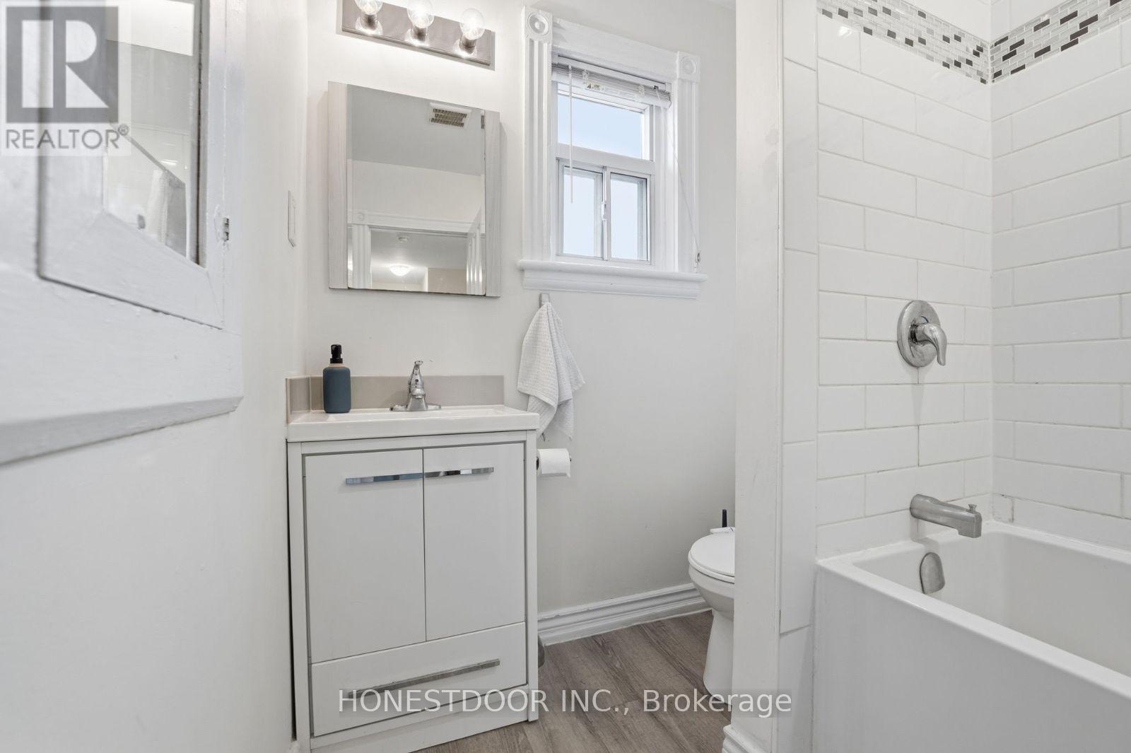 74 TISDALE STREET N - 29