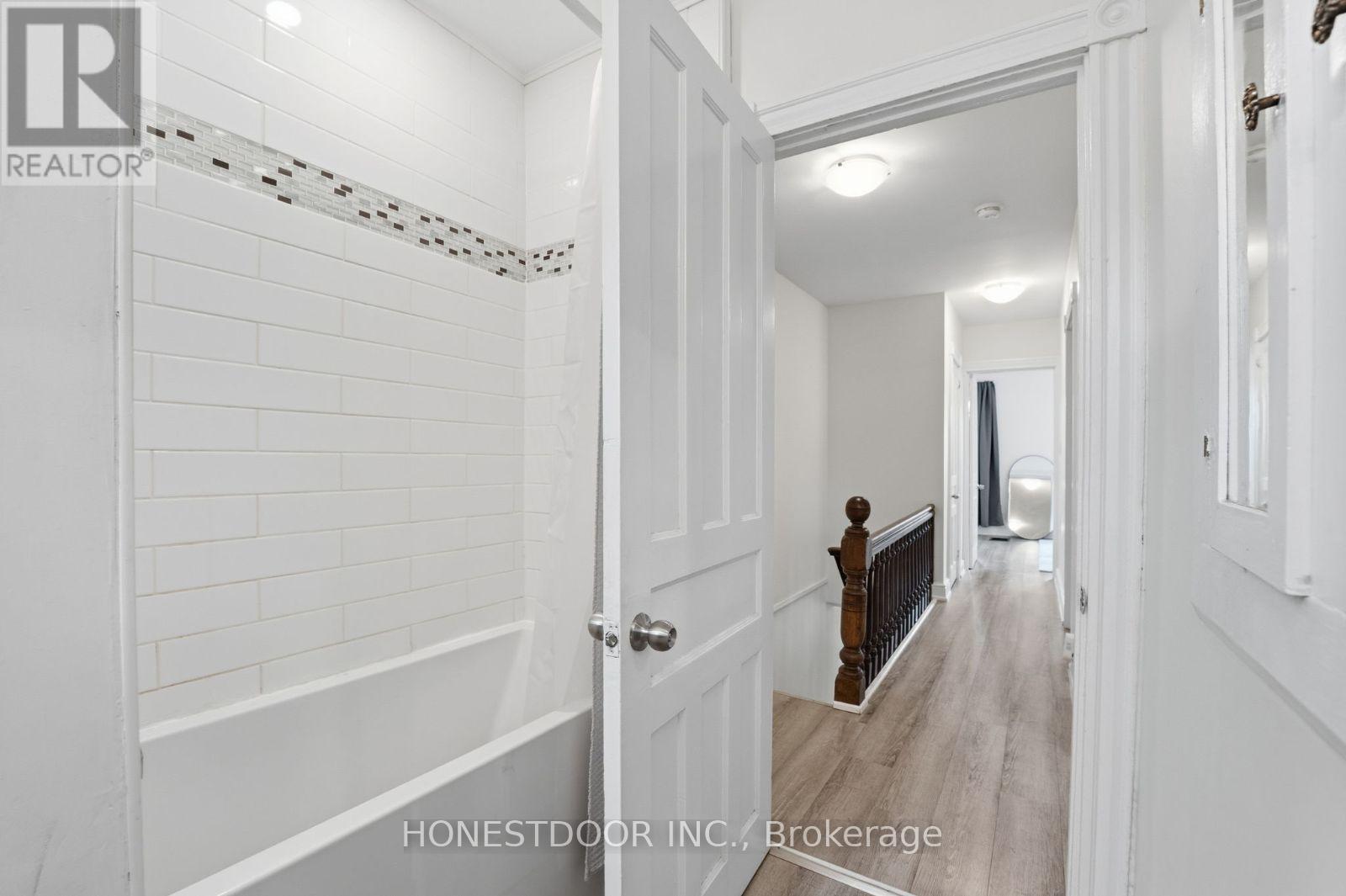 74 TISDALE STREET N - 30