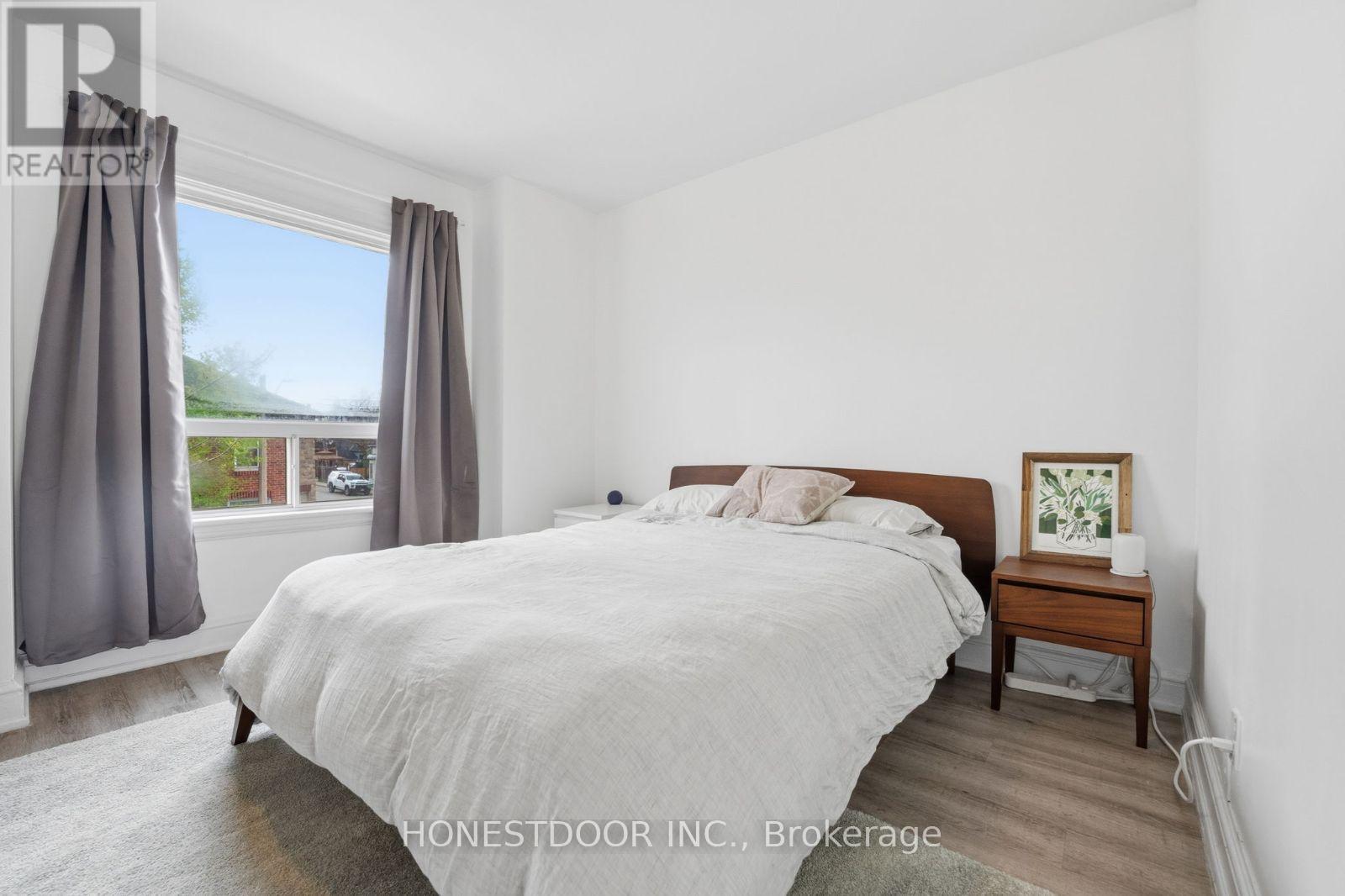 74 TISDALE STREET N - 35