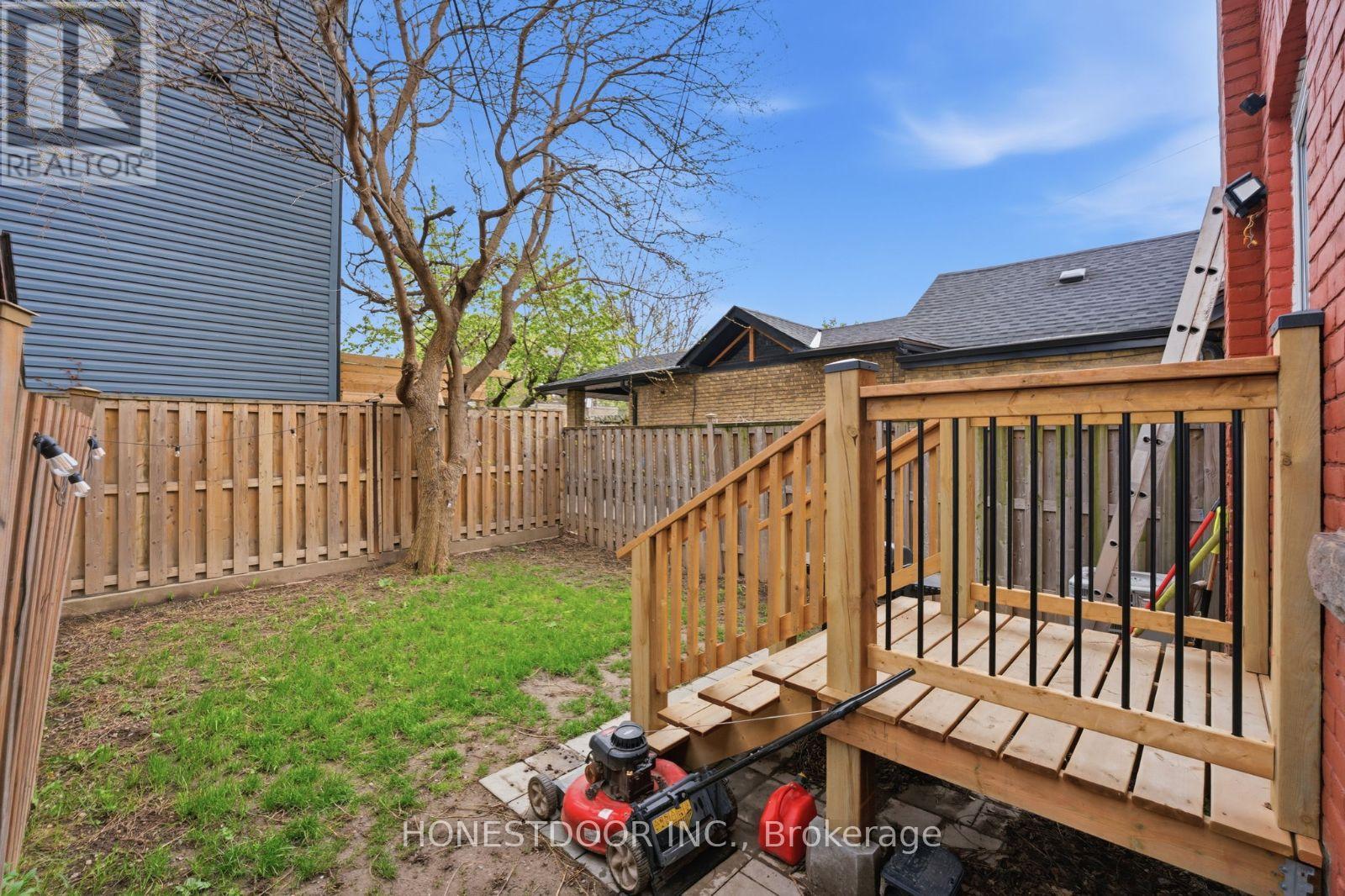 74 TISDALE STREET N - 38
