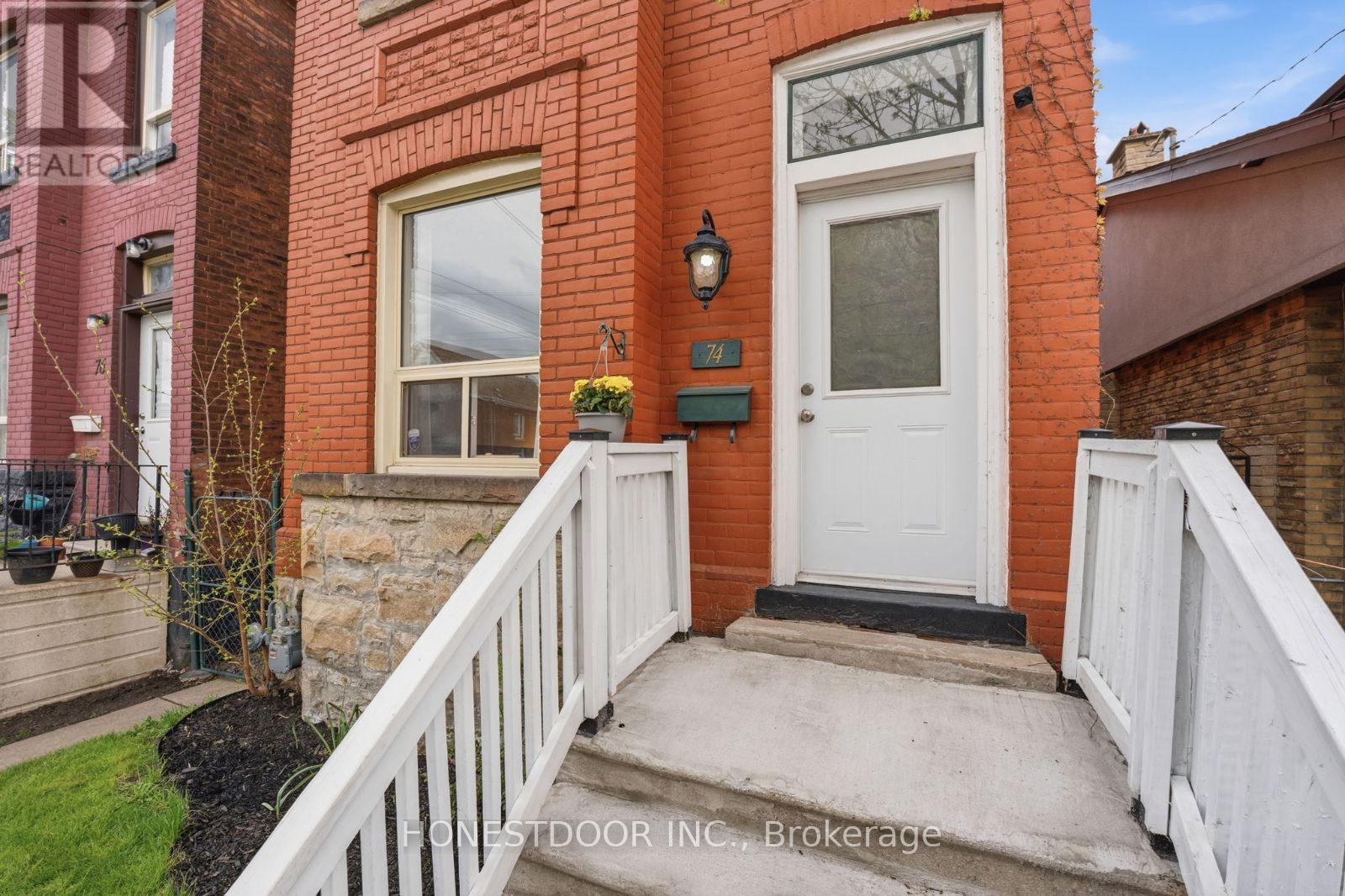 74 TISDALE STREET N - 7