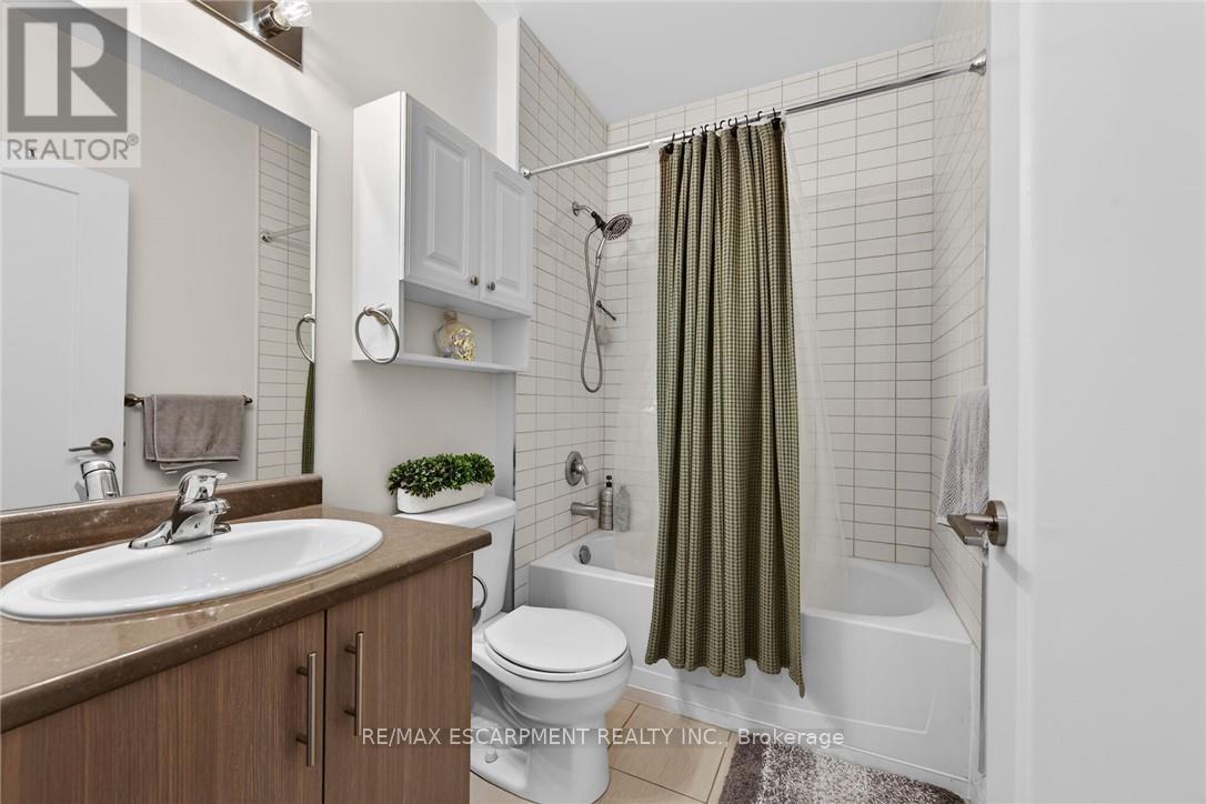 #516 10 CONCORD PLACE - 19