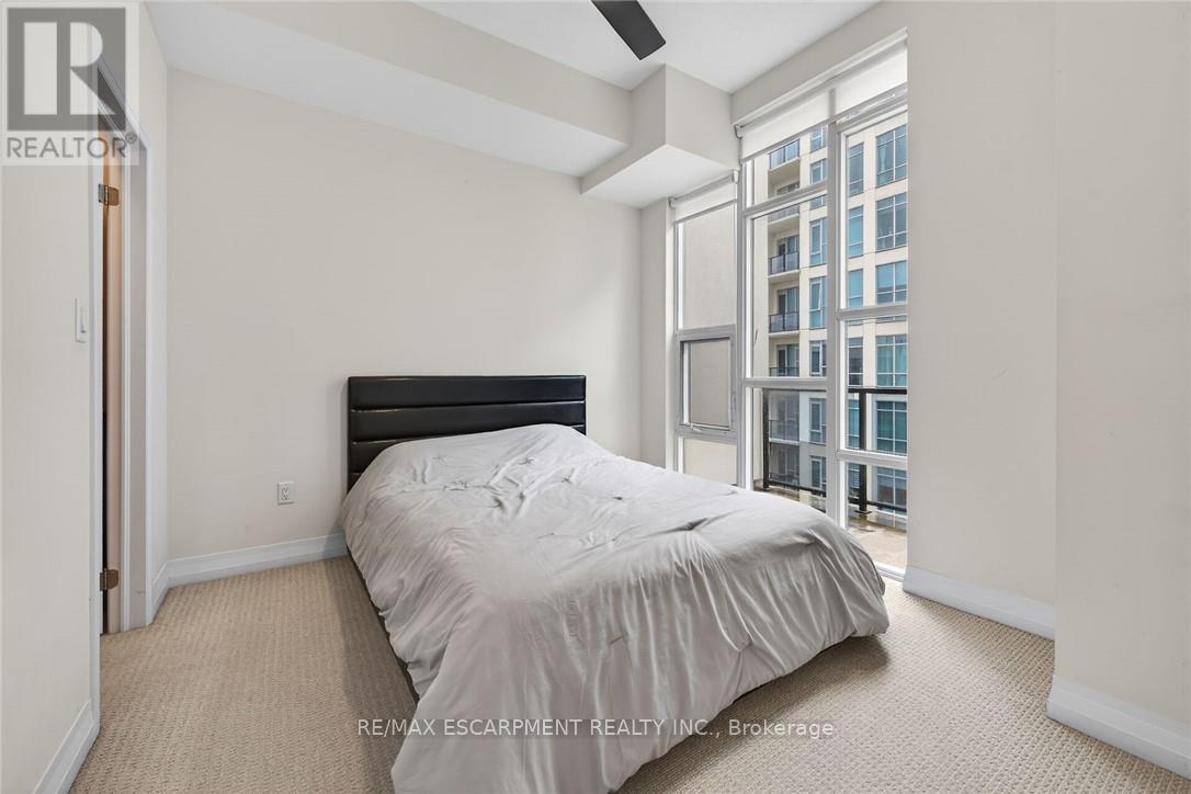 #516 10 CONCORD PLACE - 21