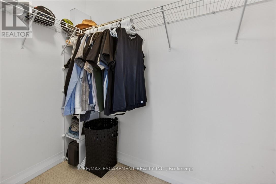 #516 10 CONCORD PLACE - 23