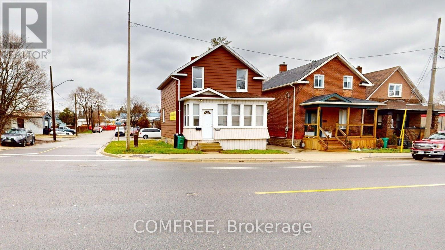 1405 KING STREET E - 1