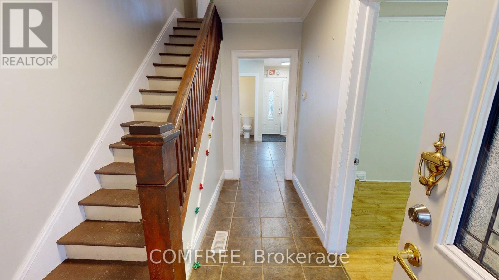 1405 KING STREET E - 24