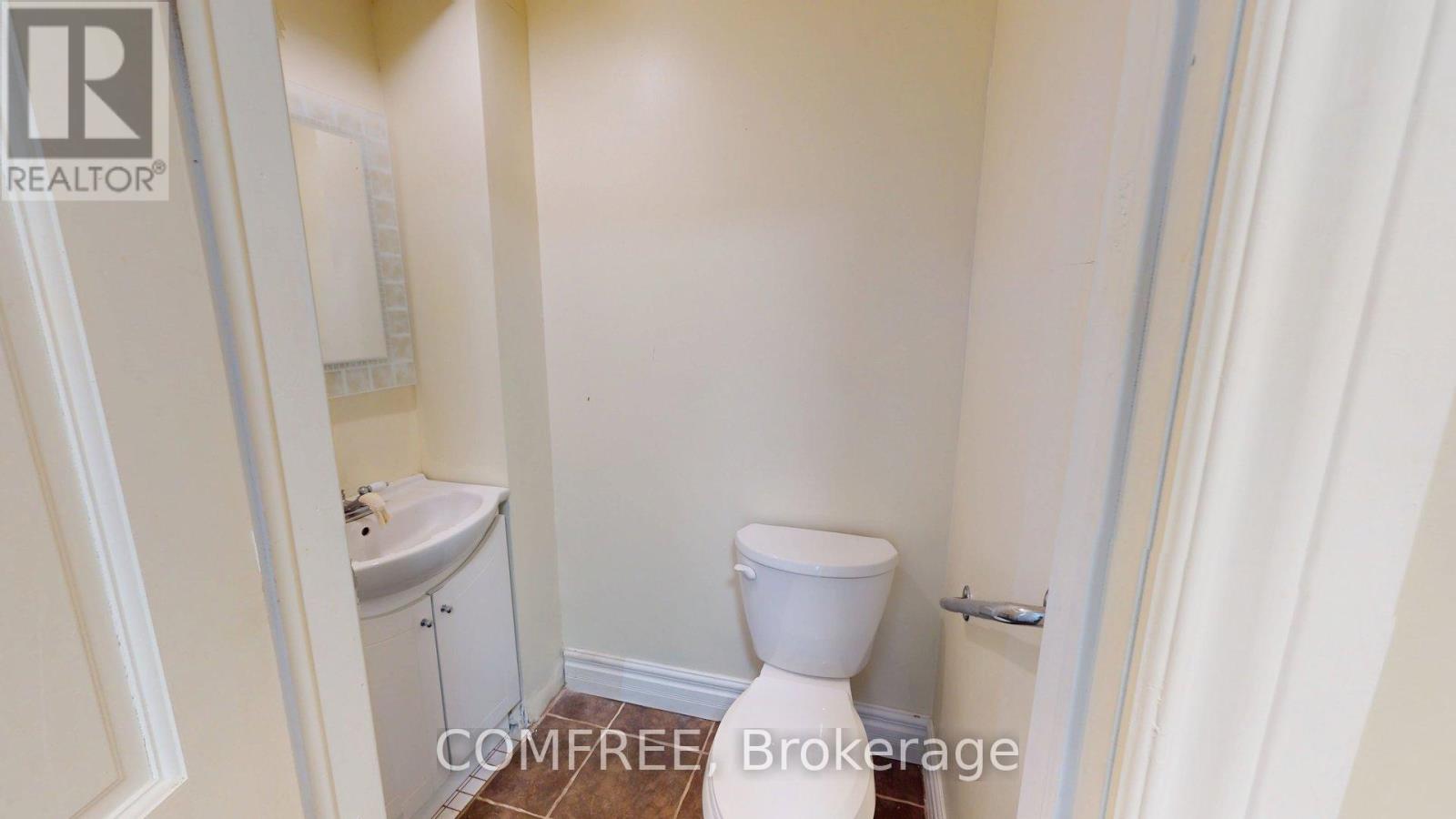 1405 KING STREET E - 7