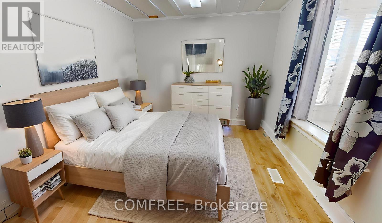 1405 KING STREET E - 9