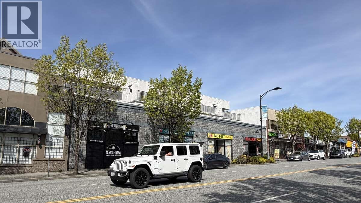 204 22347 LOUGHEED HIGHWAY, Maple Ridge