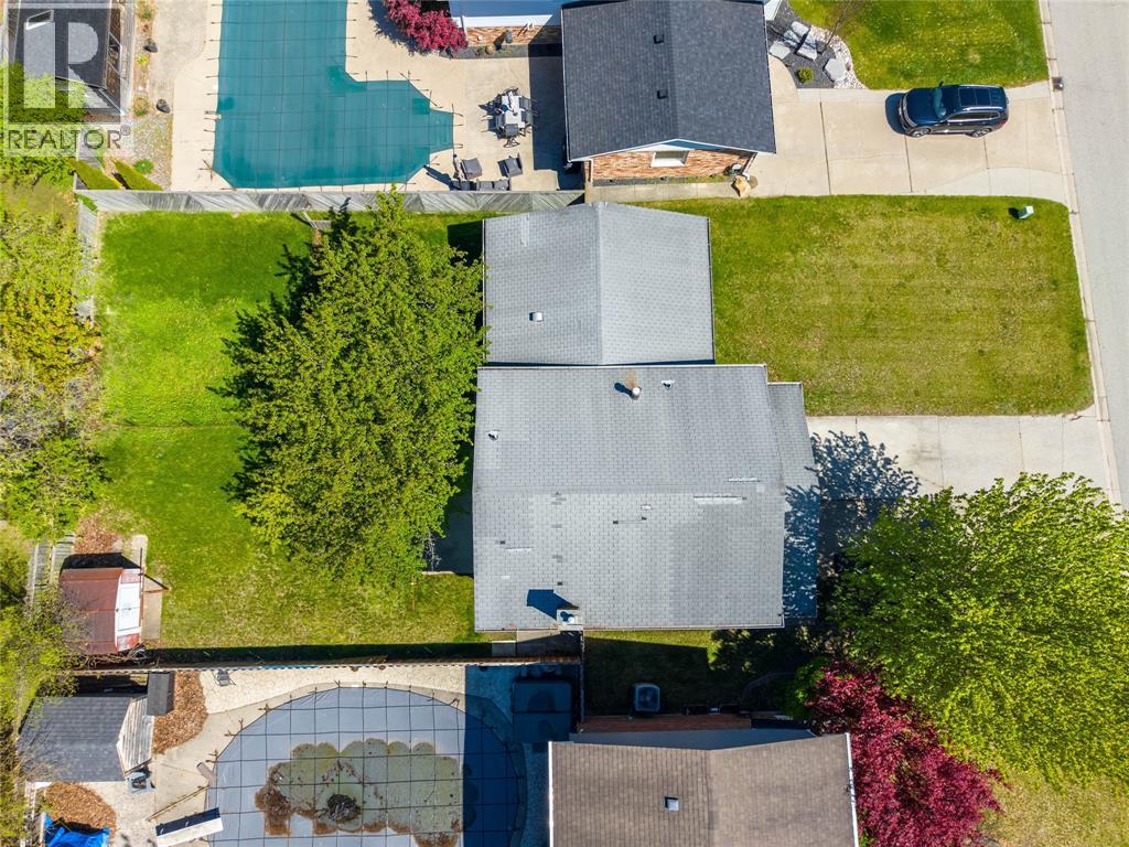 1083 SALISBURY STREET, Sarnia, Ontario, N7S3V6 — Photo 13