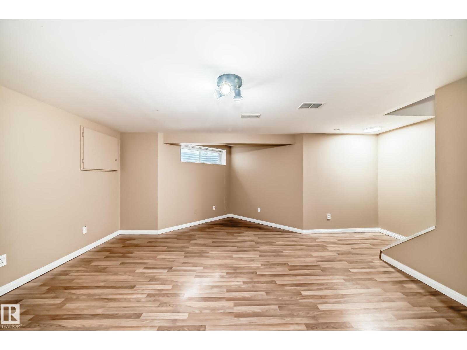 #28 603 YOUVILLE DR E NW - 45