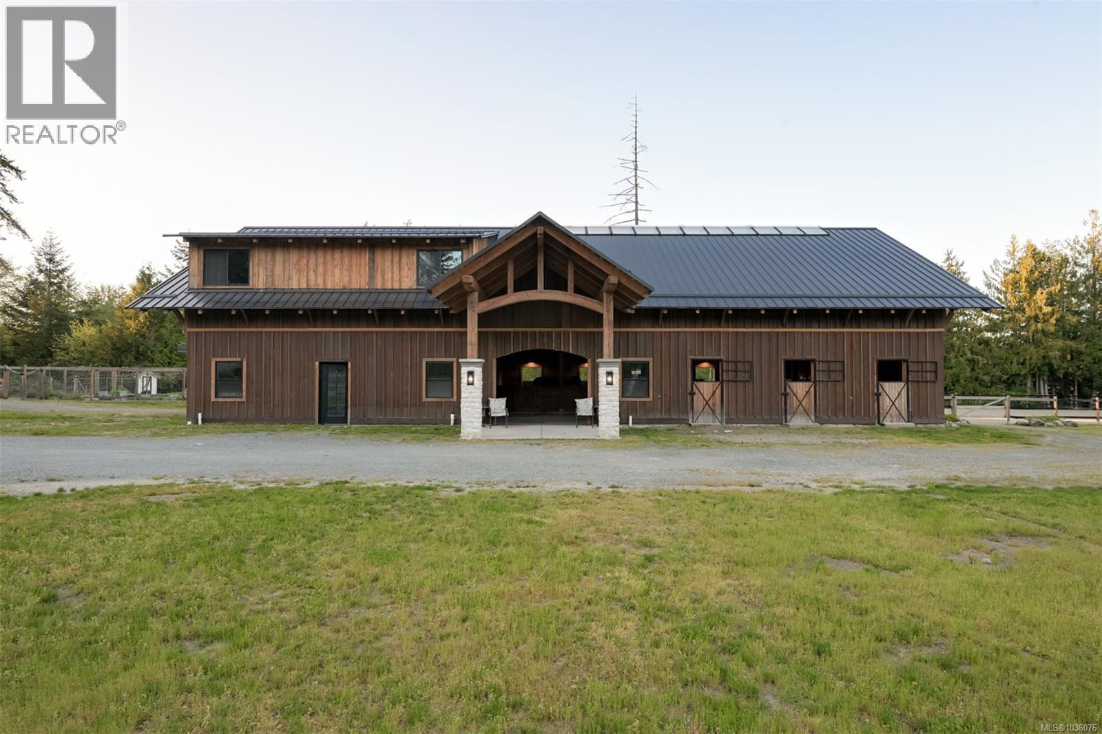 4939 Waters Rd - 59