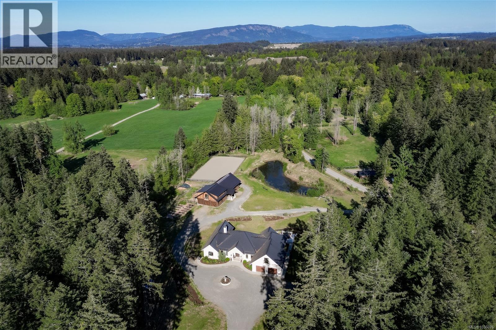 4939 Waters Rd - 82