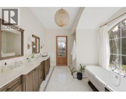 4939 Waters Rd, Duncan, BC V9L6S9 Photo 72